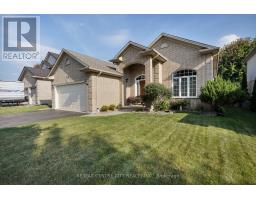 9 WILLARD CRESCENT - 1