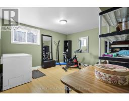 9 WILLARD CRESCENT - 37