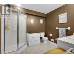 9 WILLARD CRESCENT - 38