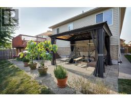 9 WILLARD CRESCENT - 42
