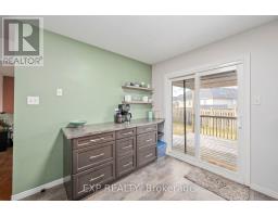 1852 BLOOM CRESCENT - 6