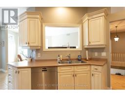 258 DERUITER DRIVE - 11