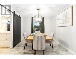 927 FARNHAM ROAD - 11