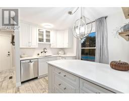 927 FARNHAM ROAD - 15