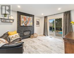 927 FARNHAM ROAD - 18
