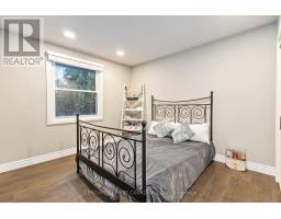 927 FARNHAM ROAD - 22