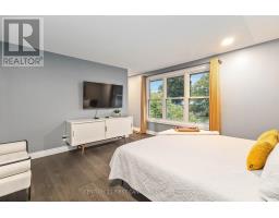 927 FARNHAM ROAD - 23
