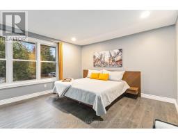 927 FARNHAM ROAD - 24