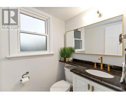 927 FARNHAM ROAD - 36