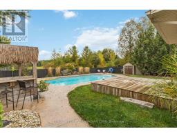 927 FARNHAM ROAD - 43