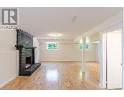 20 FAIRCHILD CRESCENT - 31