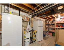 46 - 2295 KAINS ROAD - 44