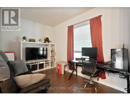 1279 YORK STREET - 15