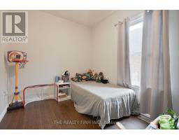 1279 YORK STREET - 21