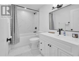 12 - 800 COMMISSIONERS ROAD W - 32