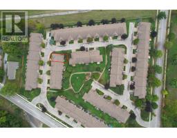 12 - 800 COMMISSIONERS ROAD W - 8