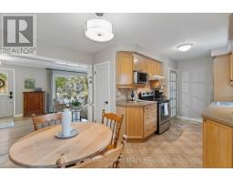 189 STARLIGHT AVENUE - 16