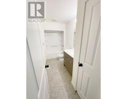 44 - 1781 HENRICA AVENUE - 21