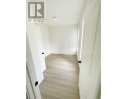 44 - 1781 HENRICA AVENUE - 4