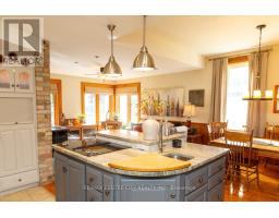 164 WOODSTOCK STREET N - 15