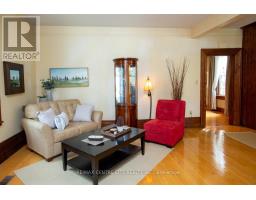 164 WOODSTOCK STREET N - 19