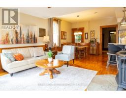 164 WOODSTOCK STREET N - 8