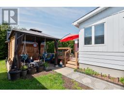 477 RICHARD CRESCENT - 18