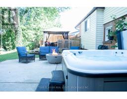 784 WESTBURY CRESCENT - 10