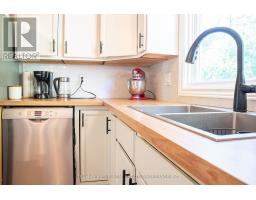 784 WESTBURY CRESCENT - 24