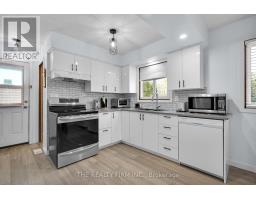 86 MACKAY AVENUE - 13