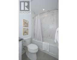 307 - 1975 FOUNTAIN GRASS DRIVE - 26