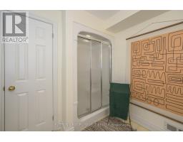 40 QUINELLA DRIVE - 29