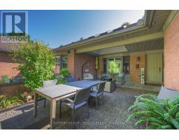 40 QUINELLA DRIVE - 6
