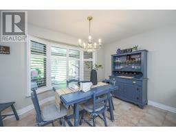 40 QUINELLA DRIVE - 8