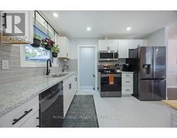 28 MCTAGGART CRESCENT - 15