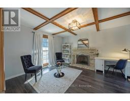28 MCTAGGART CRESCENT - 17