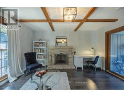 28 MCTAGGART CRESCENT - 18
