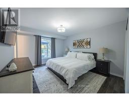 28 MCTAGGART CRESCENT - 20