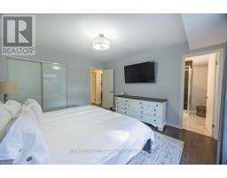 28 MCTAGGART CRESCENT - 21