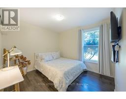 28 MCTAGGART CRESCENT - 23