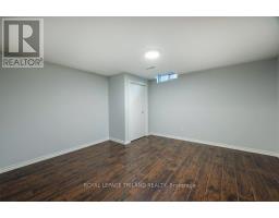 28 MCTAGGART CRESCENT - 30
