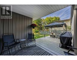 28 MCTAGGART CRESCENT - 33