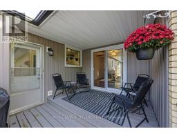 28 MCTAGGART CRESCENT - 34
