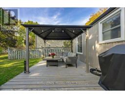 28 MCTAGGART CRESCENT - 36