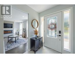 28 MCTAGGART CRESCENT - 6