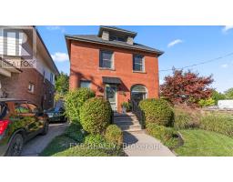 119 WELLINGTON STREET - 1