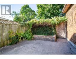 510 GROSVENOR STREET - 31