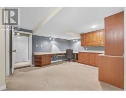 16 - 60 ROSECLIFFE CRESCENT - 21