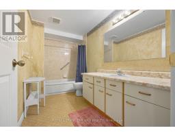 16 - 60 ROSECLIFFE CRESCENT - 25
