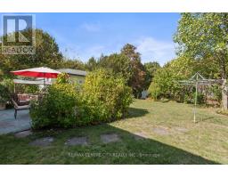 690 GRENFELL DRIVE - 4